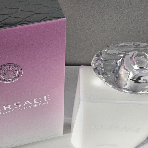 Versace Bright Crystal Perfumed Body Lotion - Picture 2 of 3